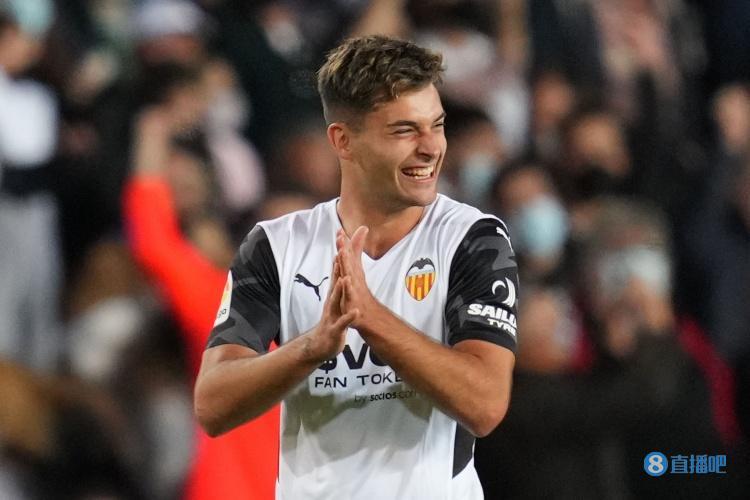 关于国王杯窗口期走向成谜，瓦伦西亚更衣室发声，质疑声仍在，赛季目标并未改变的信息