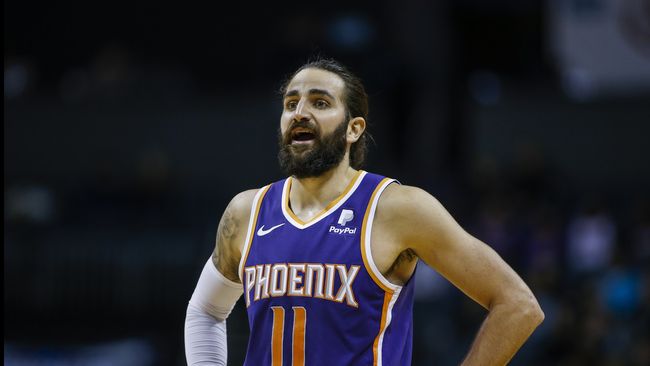 今晚中超传出新动向，明尼苏达森林狼外线爆发，管理层表态——更衣室稳定，心理建设被强调的简单介绍