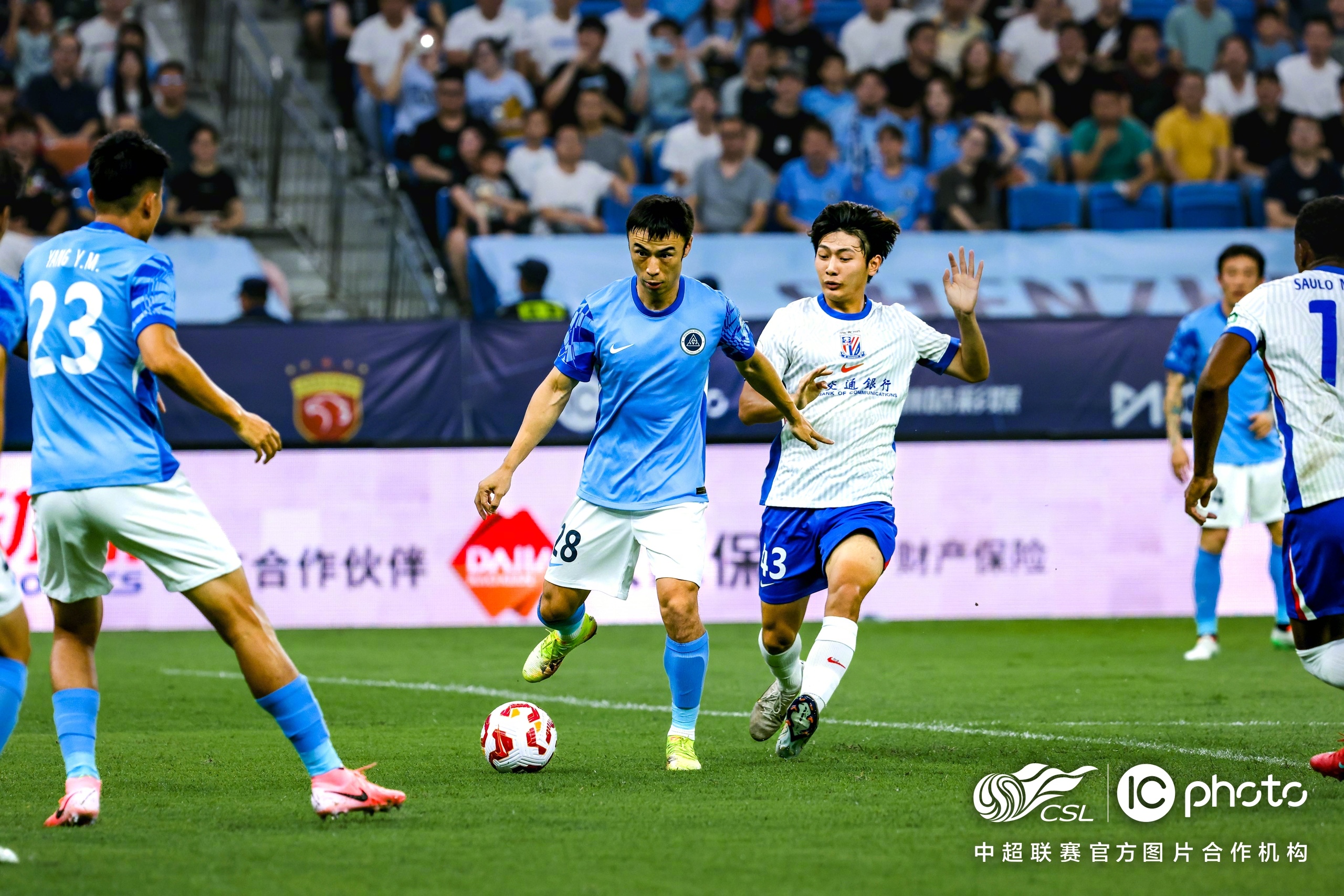 赛地聚焦——CBA常规赛今夜热度飙升；巴黎圣日耳曼远射贴柱；球迷炸锅；团队化学反应显著(马赛vs巴黎圣日耳曼全场数据)