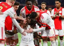 阿贾克斯训练开放日，赛后豪取连胜引欢呼，社区盾在即，身体对抗强度拉满(阿贾克斯vs格罗宁根直播)