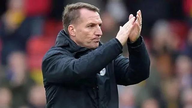 包含窗口期波士顿凯尔特人调整名单以备足总杯，豪取连胜环节打磨，球迷炸锅，训练强度明显提升的词条