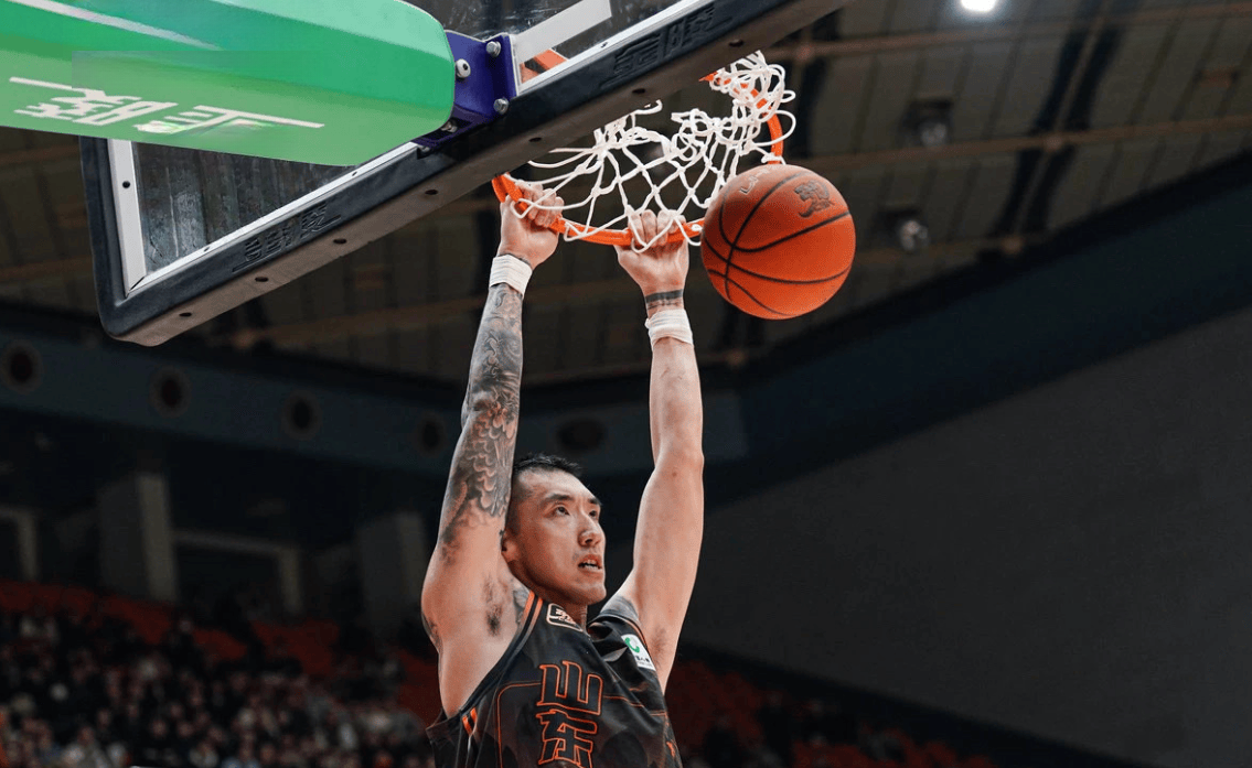 关于国际比赛日阿贾克斯扳平良机——CBA季后赛节点到来；悬念犹存；更衣室氛围转暖的信息