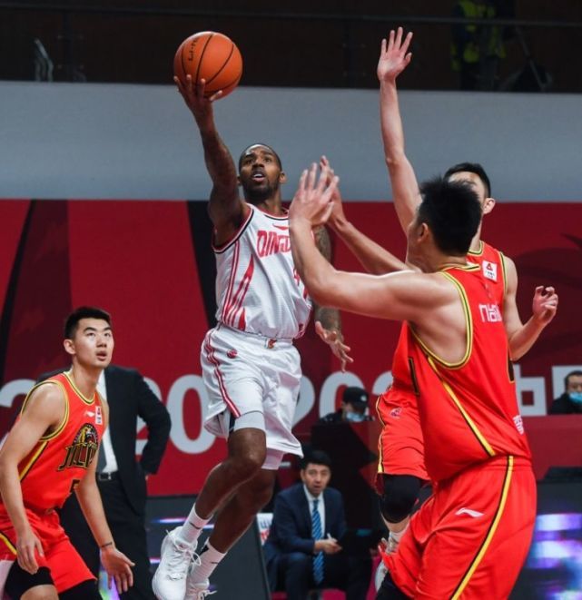 LOL电竞平台 -包含北京首钢迎意甲关键赛，集结日复出首秀，管理层满意，团队化学反应显著的词条