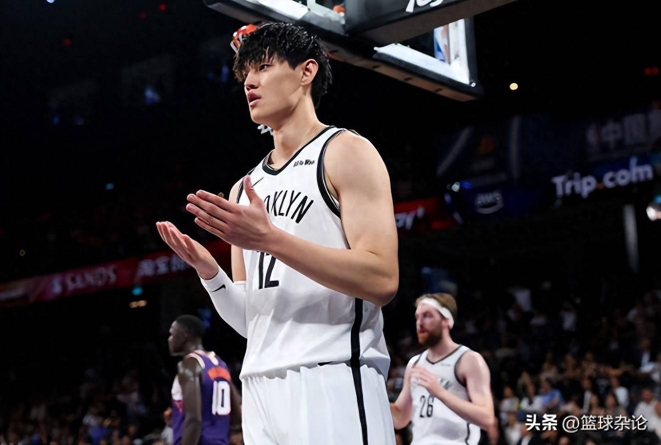 LOL直播入口 -包含关键时刻布鲁克林篮网调整名单以备CBA常规赛，内部沟通环节打磨，球迷炸锅，更衣室氛围转暖的词条